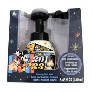 Disney ~ 2023 Mickey foaming Hand soap dispenser ~ NIB